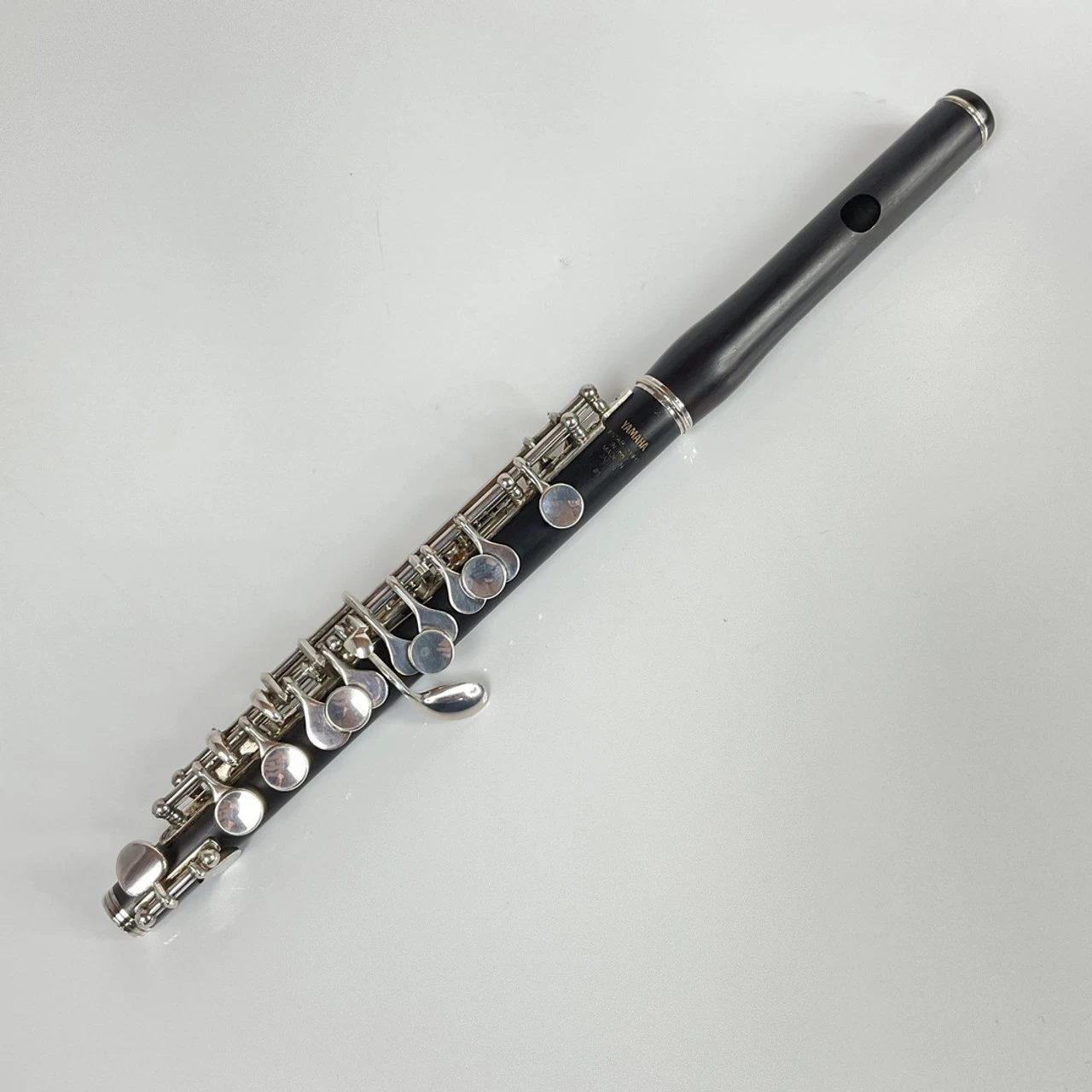 Used Yamaha 81 Piccolo (SN: 22220) 1 Used Yamaha 81 Piccolo (SN: 22220)