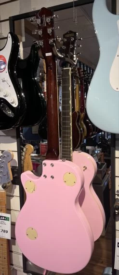 Gretsch G2215-P90 Streamliner Jet Jr In Shell Pink - Not Shell Pink -musical instrument IMG 0022