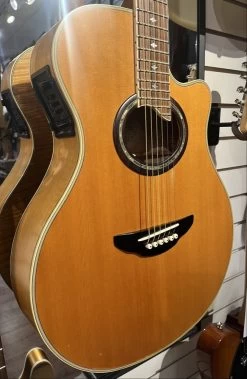USED Yamaha 1997 APX-10A Honey Flame W/Case - CONSIGNMENT -musical instrument IMG 0996