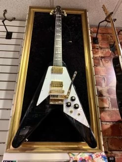 Gibson Custom Historic Jimi Hendrix 1969 Flying V Aged Ebony Right Hand -musical instrument IMG 1708