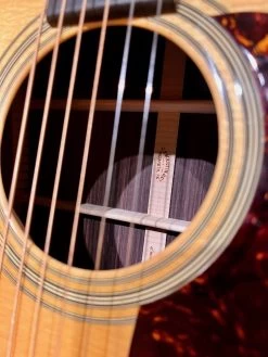 Martin D-28 Standard Acoustic 11 Martin D-28 Standard Acoustic -musical instrument IMG 2032