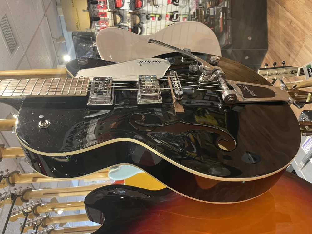 USED Gretsch G5120 Electromatic 2011, Made In Korea, Black 3 USED Gretsch G5120 Electromatic 2011, Made In Korea, Black - Image 3