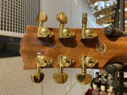 Gibson Custom Shop J-45 Koa, Engleman Limited Edition -musical instrument IMG 6172