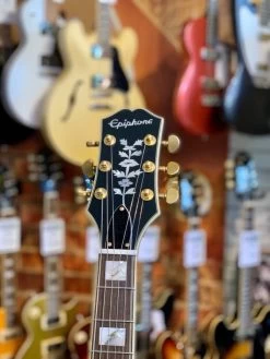 Epiphone Emily Wolfe Sheraton Stealth In Black Aged Gloss -musical instrument IMG 7225