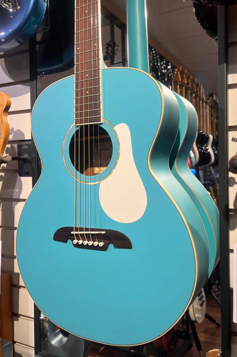 USED Alvarez RF22SLB Acoustic Guitar Satin Light Blue W/Case 1 USED Alvarez RF22SLB Acoustic Guitar Satin Light Blue W/Case