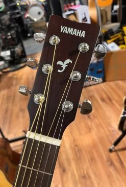 USED Yamaha FG800 W/Case, Strap, Tuner - CONSIGNMENT -musical instrument fg800 4