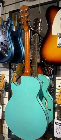 USED Godin Montreal Premiere HT Laguna Blue W/Case -musical instrument godin 5