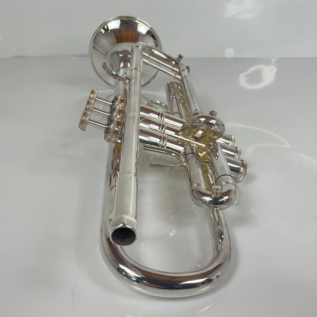Used Bach 37 Bb Trumpet (SN: 505320) 2 Used Bach 37 Bb Trumpet (SN: 505320) - Image 2